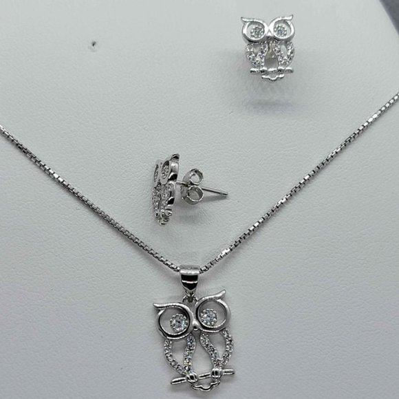Jewelry - Sterling Silver 925 OWL with cz stones earrings and necklace set